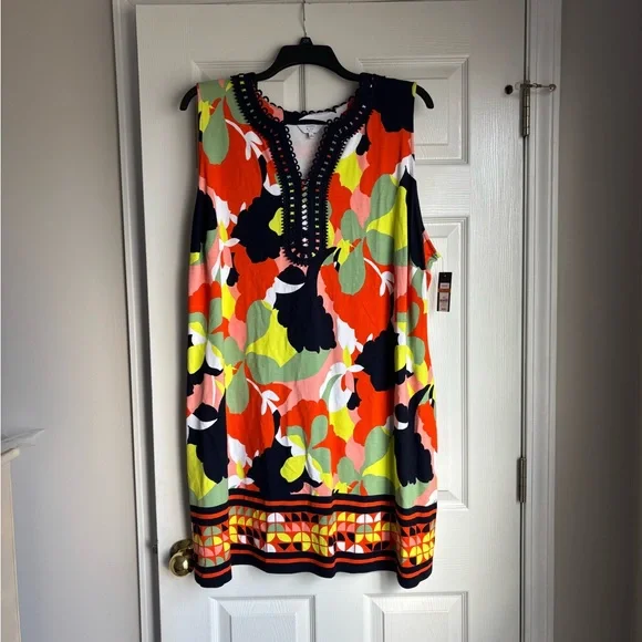 Crown & Ivy Colorful Floral Mini Dress - Picture 1 of 3